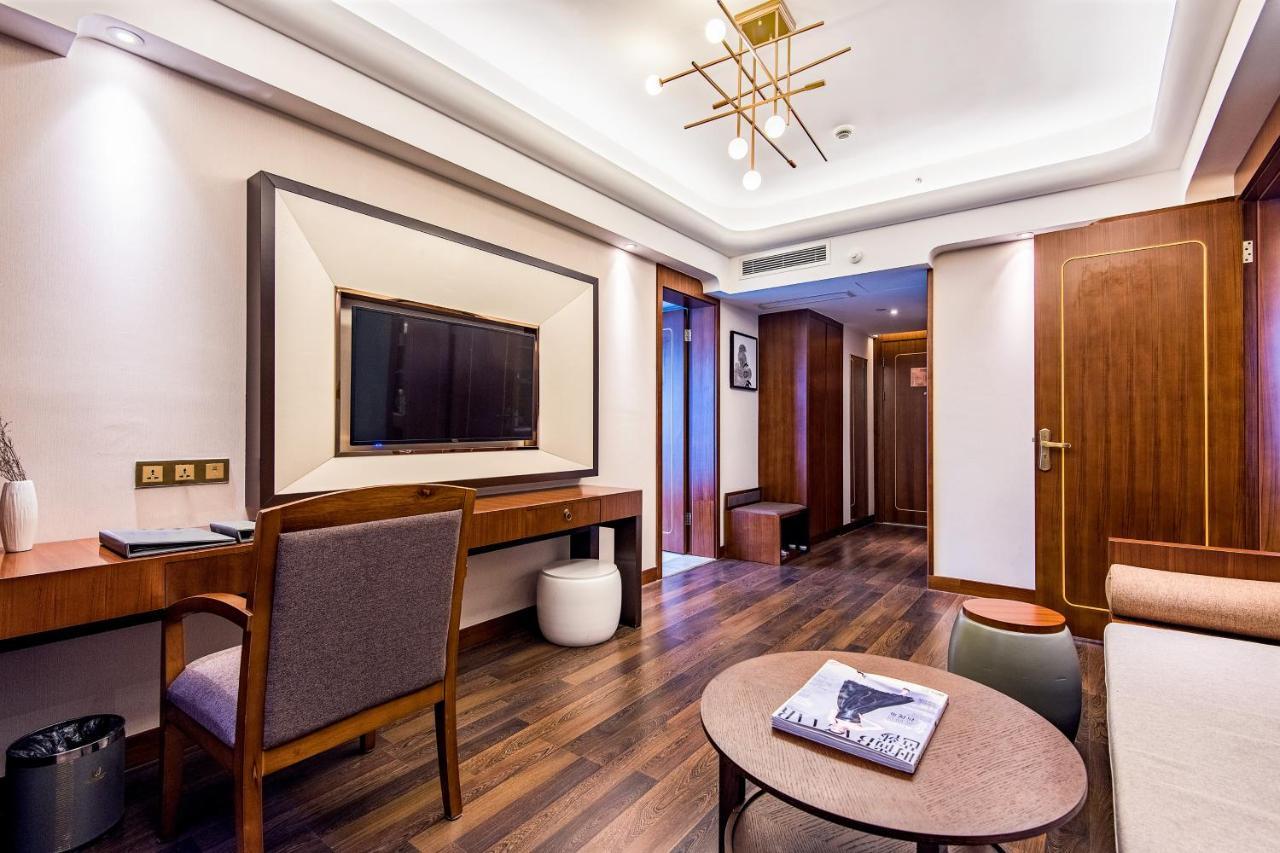 Lujia International Hotel Thành Đô Ngoại thất bức ảnh